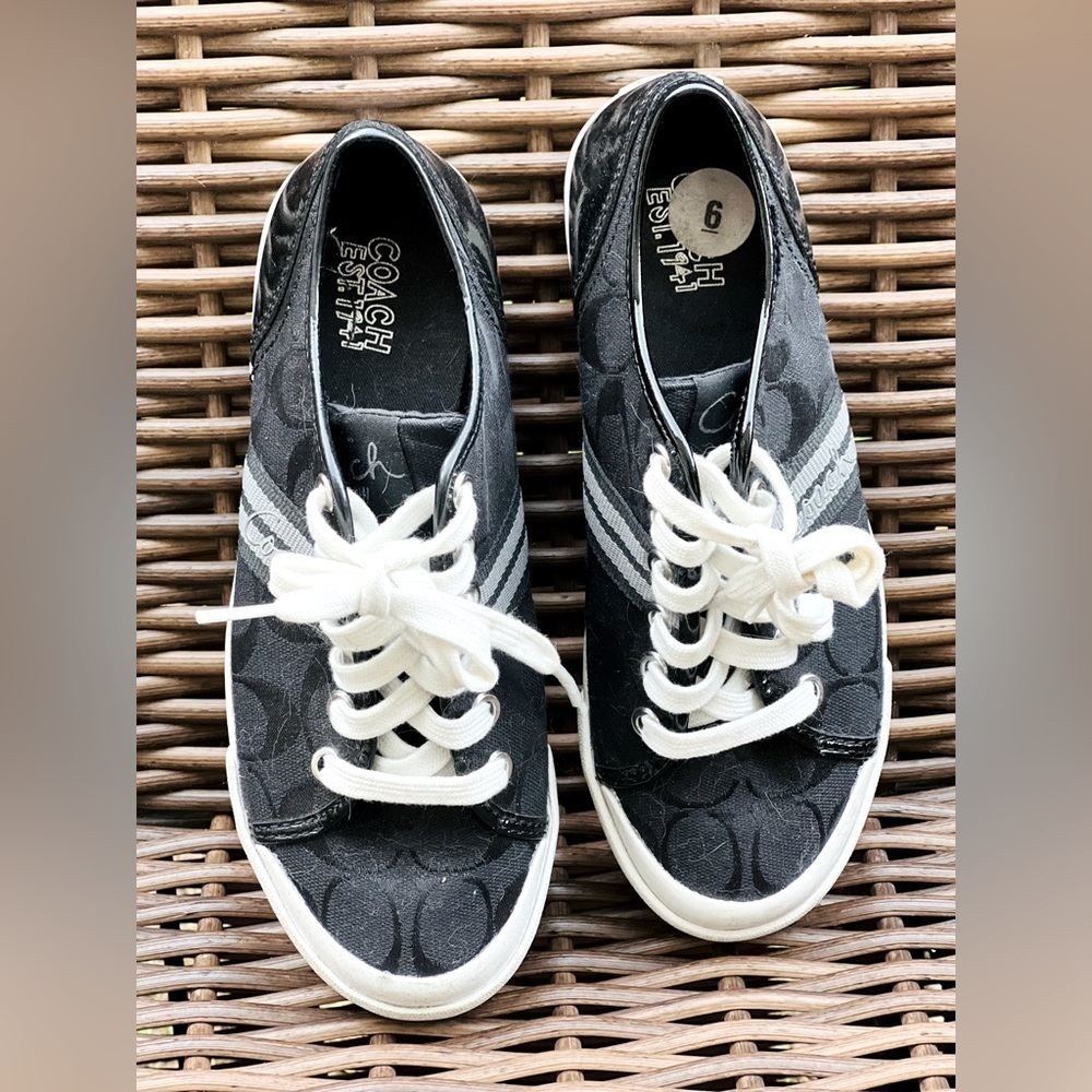 Coach Folly Signature Fabric Patent Black Logo Lace Up Tennis Shoes Sneakers 6